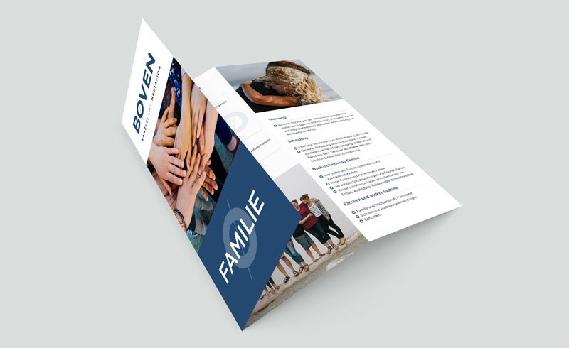 mockup_der-Kosmetikraum-Flyer